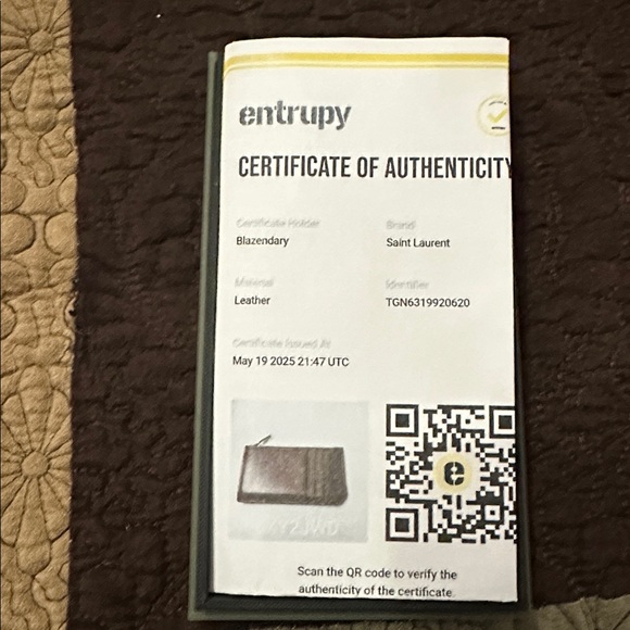 Saint Laurent Red Leather Wallet - Picture 14 of 15